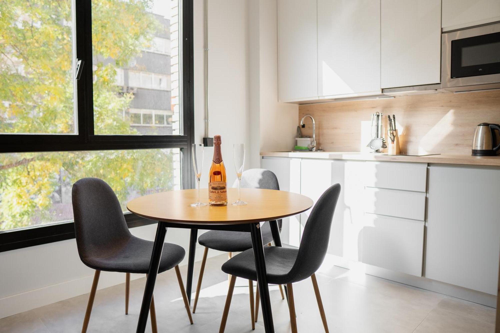 Loft Imperial Apartment Madrid Exterior photo